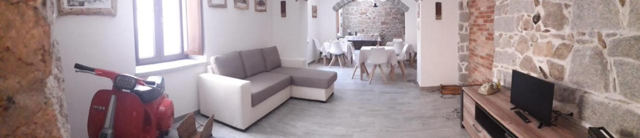 Bed and Breakfast Viche Viche Orgosolo Exteriér fotografie